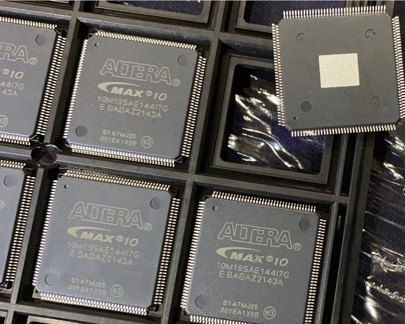 10M50SAE144I7G
